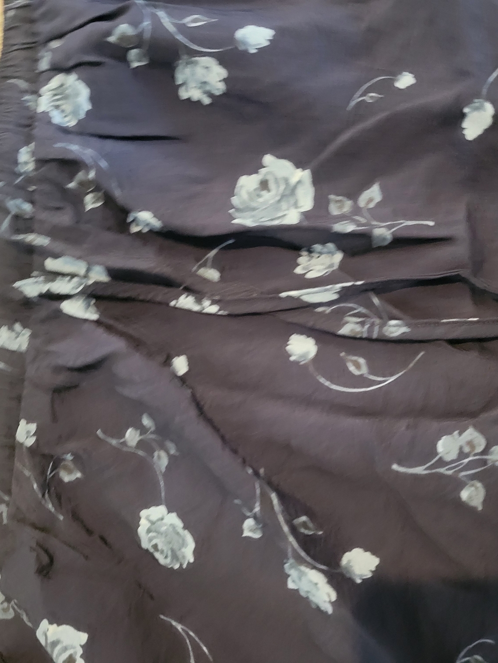 TORRID NWT Navy and Light Blue Floral SHORTS - Picture 3 of 4